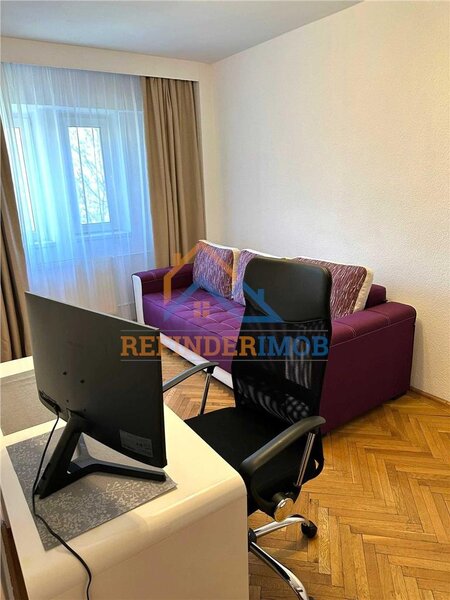 13 Septembrie Apartament de inchiriat cu 4 camere, zona 13 Septembrie